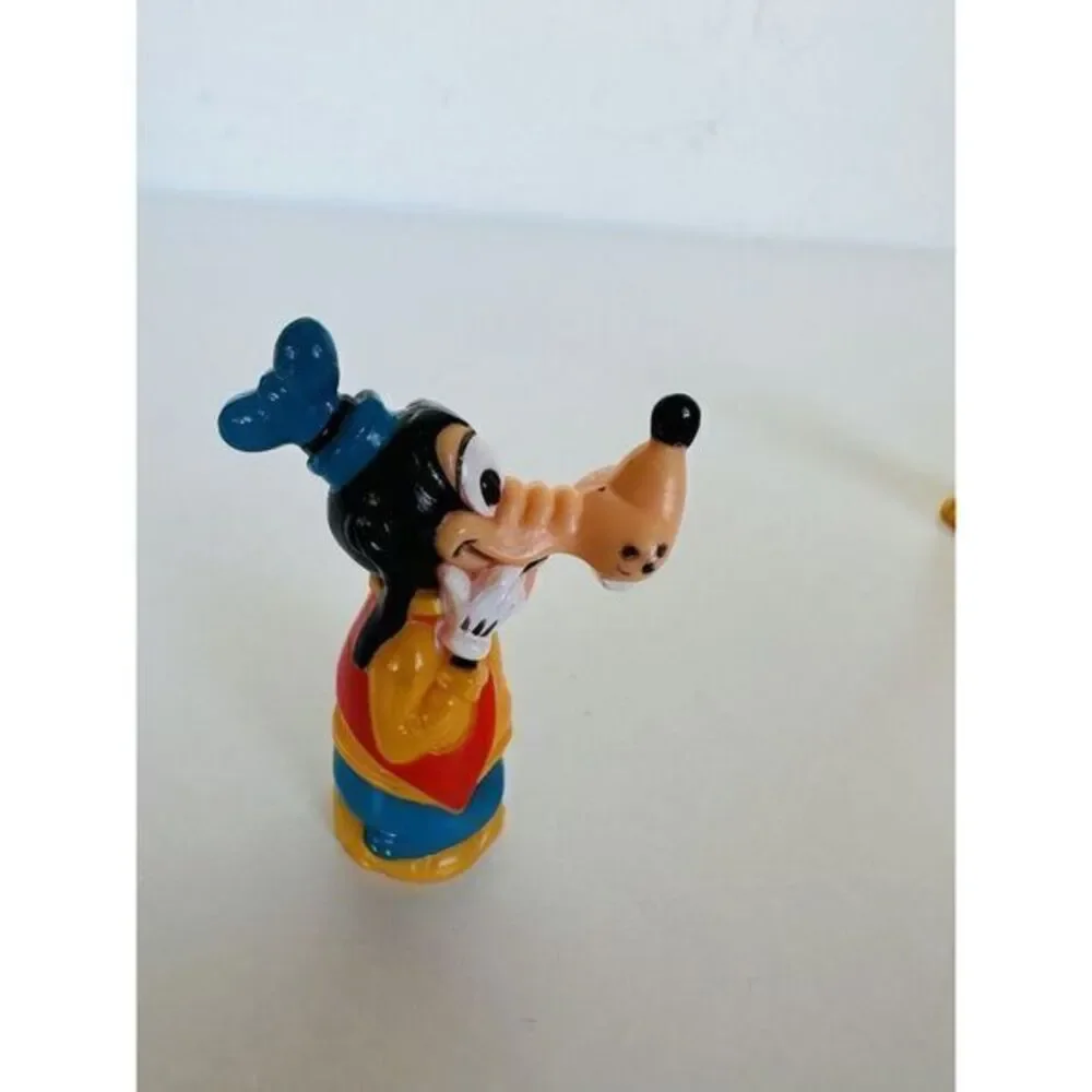 Walt Disney Goofy‎ & Pluto Pencil Topper Plastic Cake Topper 2